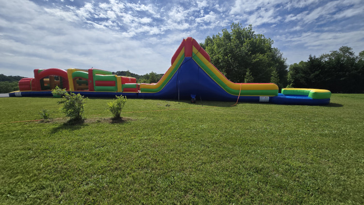Rival Rush 86ft Obstacle Course with Pool